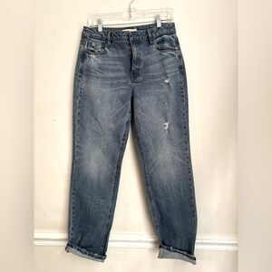 UNPUBLISHED BOYFRIEND BLUE JEANS SIZE 26 runs big